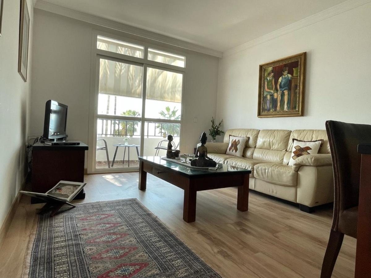 Apartamento Frente A La Playa Piso 2 Естепона Екстериор снимка
