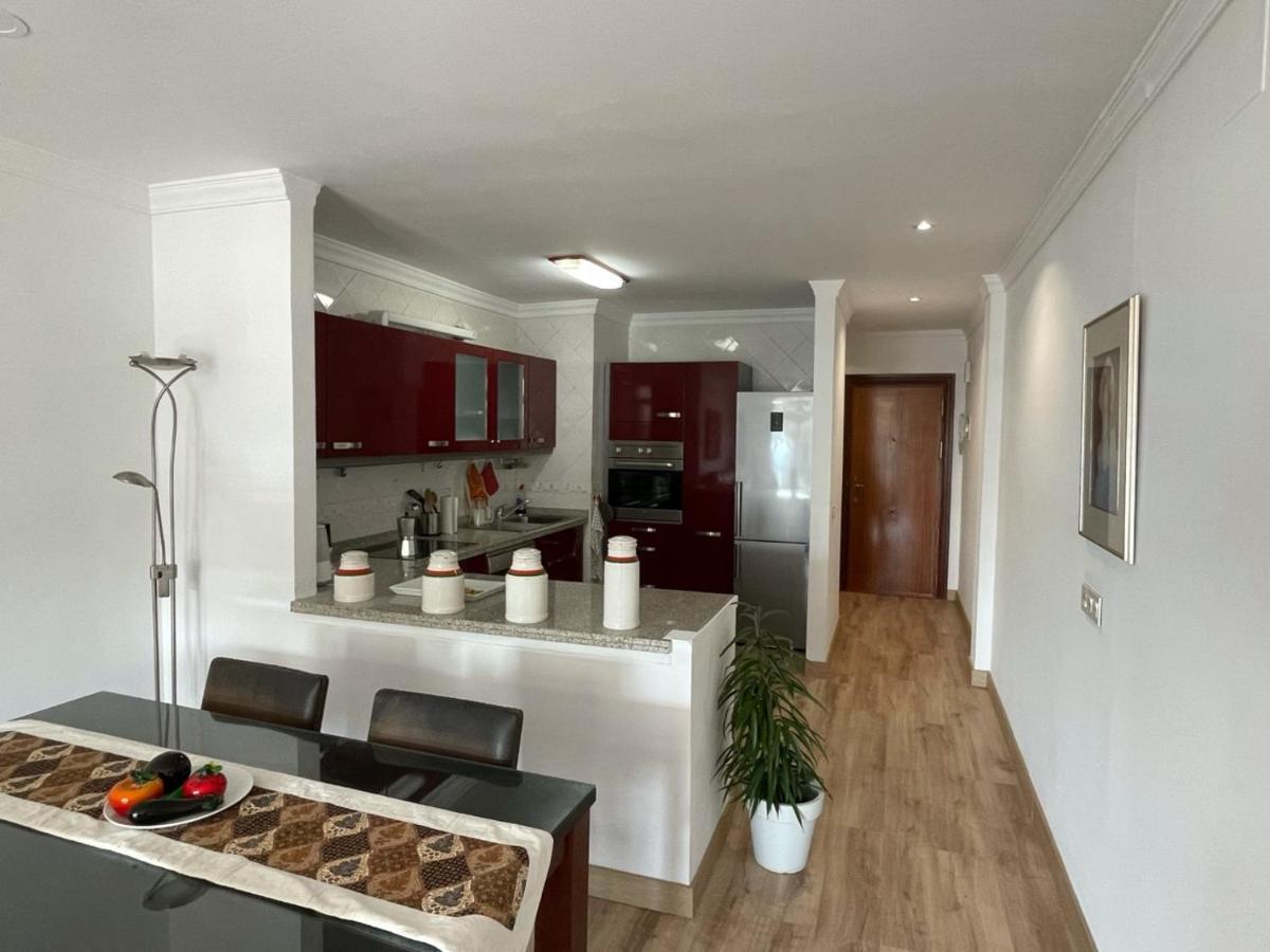 Apartamento Frente A La Playa Piso 2 Естепона Екстериор снимка