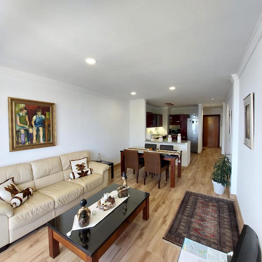 Apartamento Frente A La Playa Piso 2 Естепона Екстериор снимка